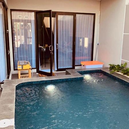 Platinum Setrasari Guest House 5Br Private Pool Бандунг Экстерьер фото